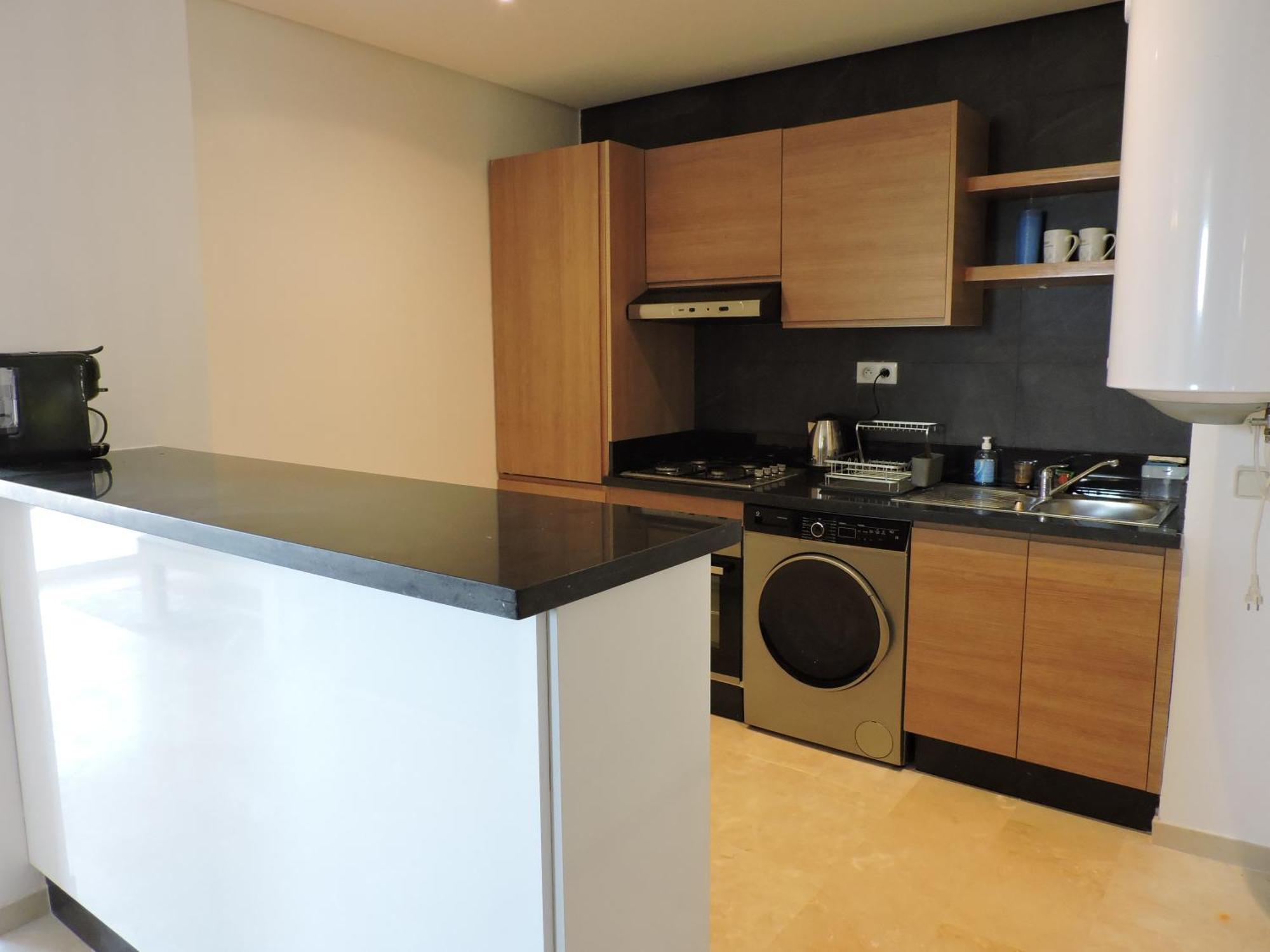 Apartment Spacious For 5 In